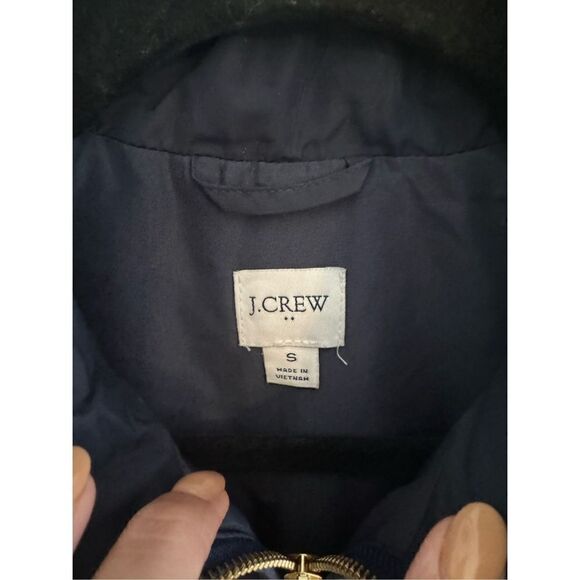 J. Crew Women’s Small Blue Quilted Fleece Lined Puffer Vest Jacket Pockets Zip - Picture 4 of 10